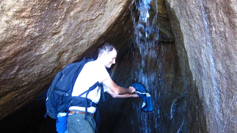 hk15020908.jpg - 89787 Bytes