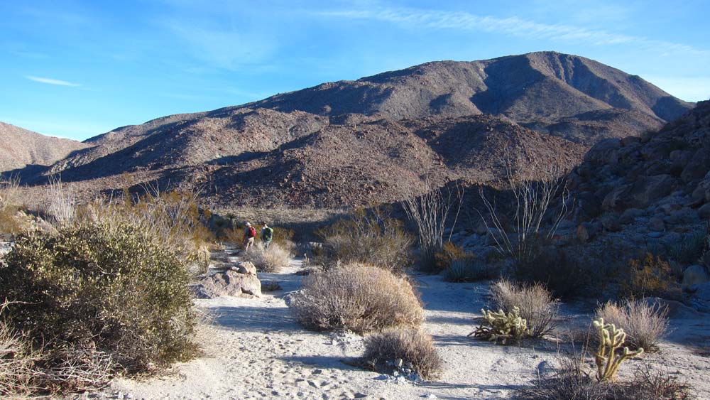 hk16121291.jpg - 137658 Bytes