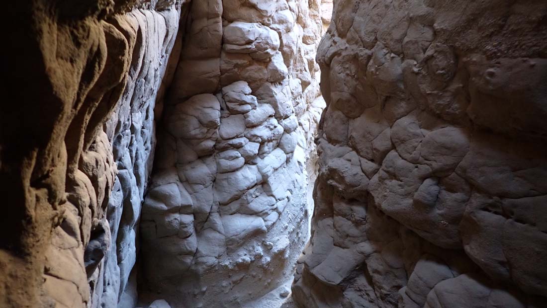 hk24111880.jpg - 104636 Bytes